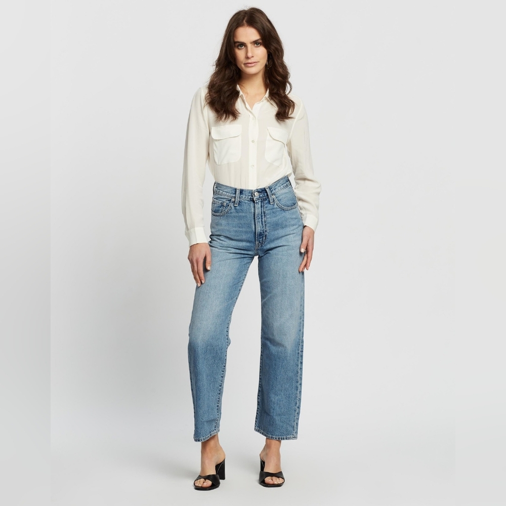 Levi's Blue Straight Leg Jeans with Vintage Appeal
